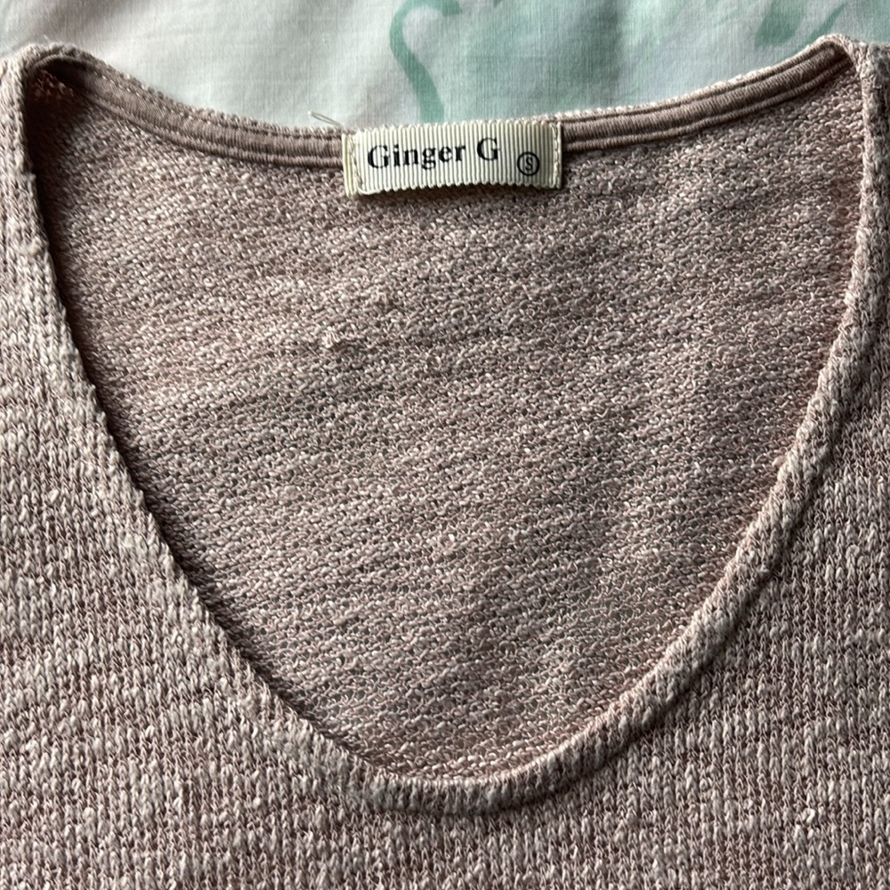 Spring time Floral Knit Sweater - Picture 5 of 5